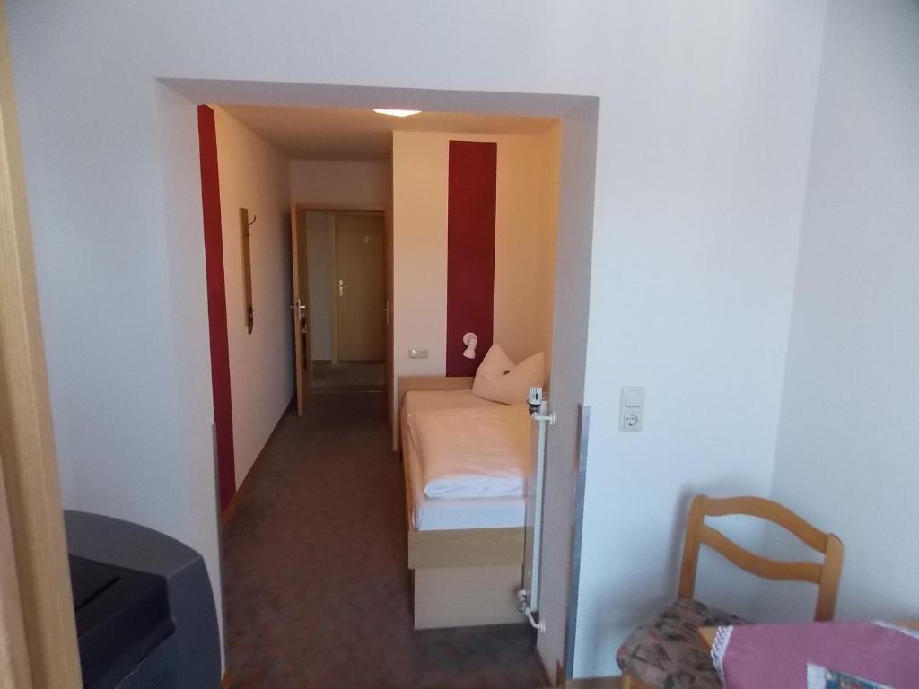 Hotel Gasthof Rhönperle Kothen  Zimmer foto